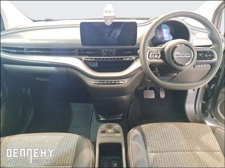 2022 Fiat 500 Icon Electric 42KWH €61 P/W €15,995