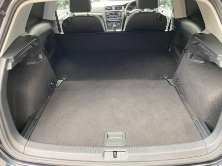 2019 Volkswagen Golf  €10,528 thumbnail