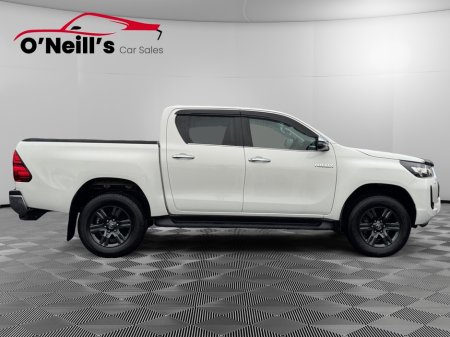 2023 Toyota Hilux *NO VAT* 2.4 SR5 DOUBLE CAB #307 €43,999