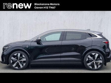 2025 Renault Megane EV Techno €32,950 thumbnail