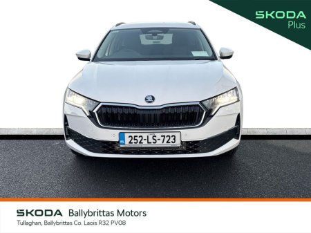 2025 Skoda Octavia Selection 1.5TSI 115HP €32,950 thumbnail