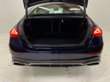 2024 Mercedes-Benz E Class E 220 d AMG Line Plus Saloon €69,950 thumbnail