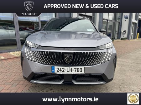 2024 Peugeot 3008 EGT 73KWH 210HP 4DR €42,500
