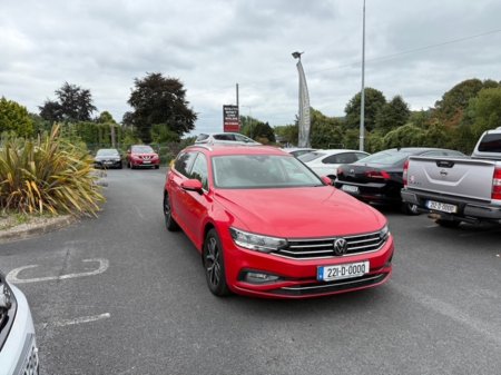 2022 Volkswagen Passat SEL TDI €32,995