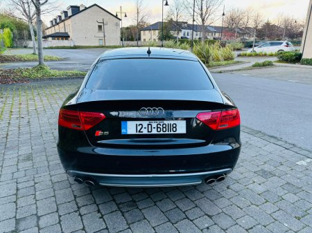 2012 Audi S5  €21,950