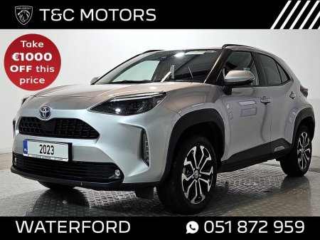 2023 Toyota Yaris Cross Design HEV Automatic - Reversing Camera, A/C, Apple Carplay & Android Auto, Auto Lights & Wipers, Cruise Control €26,995
