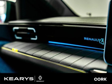 2025 Renault 4 iconic 52kWh 150hp thumbnail