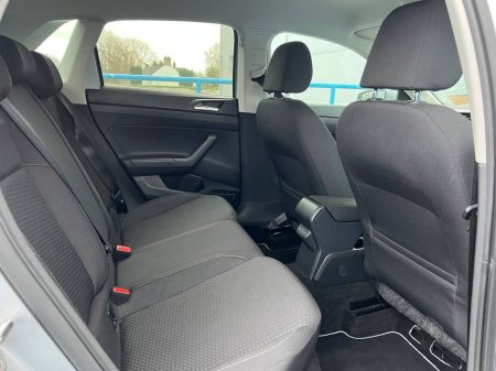 2019 Volkswagen Polo COMFORTLINE 1.0 TSI AUTO // FULL SERVICE HISTORY // 360 PARKING SENSORS // APPLE CARPLAY/ANDROID AUTO €15,900 thumbnail
