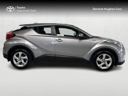 2017 Toyota C-HR HYBRID LUNA 4DR AUTO €15,750