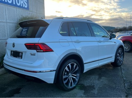 2020 Volkswagen Tiguan R-LINE 4MOTION AUTOMATIC 2.0 DIESEL //LOW MILES//MASSIVE SPEC//FULL LEATHER//DYNAUDIO SOUND SYSTEM//360 PARKING CAMERAS//HEAD UP DISPLAY// €34,950