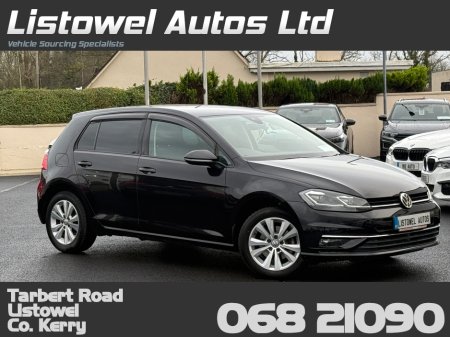2017 Volkswagen Golf COMFORTLINE 1.2 AUTOMATIC * REAR VIEW CAMERA, AUTO LIGHTS, ADAPTIVE CRUISE CONTROL, POWERED FOLDING HEATED MIRRORS, LUMBAR SUPPORT, 2 KEYS, TOUCH SCREEN RADIO, MULTIFUNCTION STEERING WHEEL* €17,950