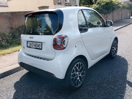 2023 Smart Fortwo Prime Exclusive 82PS *120km Range* €21,950