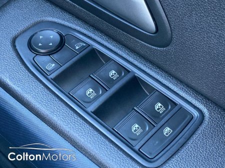 2025 Dacia Duster Expression 1.6 HEV €30,950 thumbnail