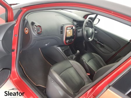 2015 Renault Captur Signature 1.5 DCI 90 20 4DR €7,950 thumbnail
