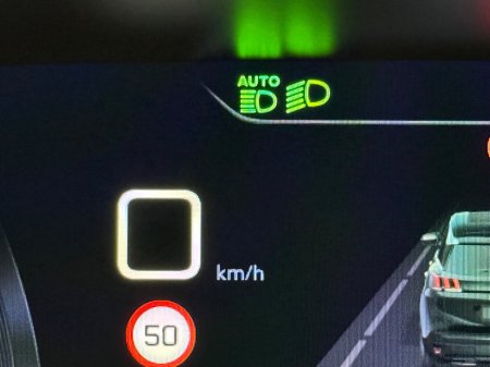 2018 Peugeot 3008 1.5 BlueHDi 130bhp Allure €14,750 thumbnail