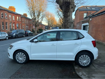 2015 Volkswagen Polo DBA-6RCJZ €11,950 thumbnail