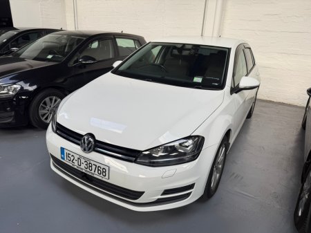 2015 Volkswagen Golf  €14,490