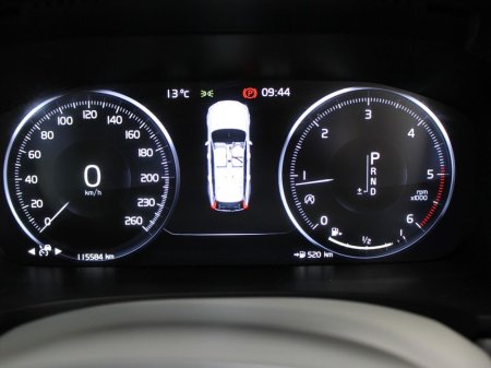 2020 Volvo V90 D4 MOM AT 5DR Auto €33,750 thumbnail