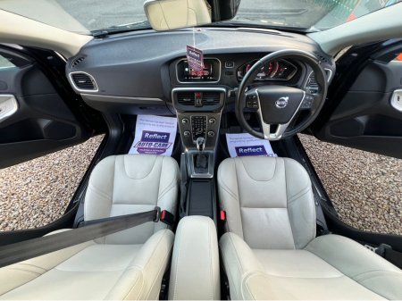 2016 Volvo V40 == AUTO//FULL LEATHER//LOW KMS//LIKE NEW== €14,950 thumbnail