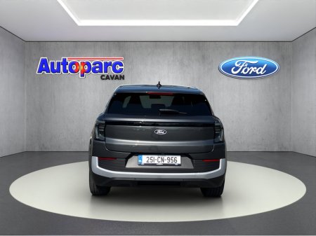 2025 Ford Explorer PREMIUM 77KWH EXTENDED RANGE €45,950
