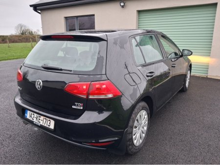 2014 Volkswagen Golf 1.6 TDI S BLUEMOTION 105PS 5DR €10,950 thumbnail