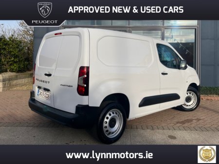 2024 Peugeot Partner PRO PLUS 1.5 HDI 100 1 €26,750