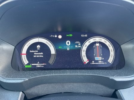 2025 Toyota Yaris HYBRID PLATINUM €31,950 thumbnail