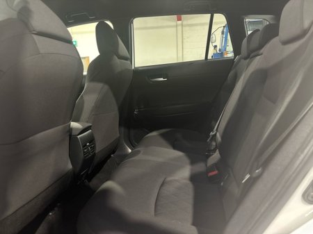 2025 Toyota Corolla Cross 1.8 SPORT HYBRID AUTO €40,450 thumbnail