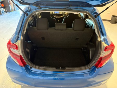 2015 Toyota Vitz LOW KMS - NEW NCT - REVERSE CAMERA €8,950 thumbnail