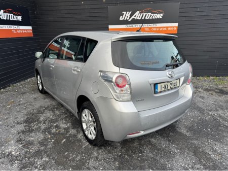 2011 Toyota Corolla Verso 2.0 D-4D LUNA 7 SEATER €5,495 thumbnail