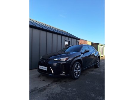 2023 Lexus UX 300 e UX 250h Dynamic