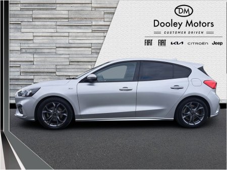 2022 Ford Focus 1.0T EcoBoost Hybrid 125PS ST-Line €20,950