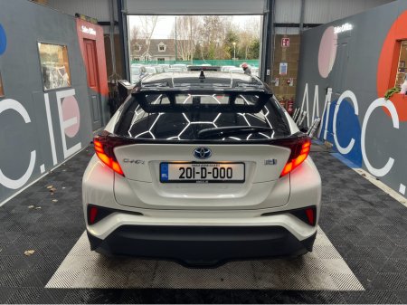 2020 Toyota C-HR €23950 2020 TOYOTA C-HR 1.8L HYBRID / 82K KMS / ADAPTIVE CRUISE CONTROL, HEATED SEATS, REVERSE CAMERA & MORE €23,950