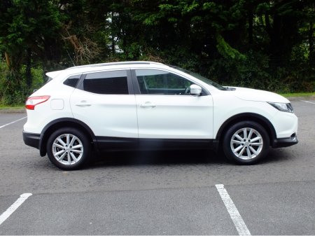 2016 Nissan Qashqai 1.5 SV MY16 E6 4DR €9,500