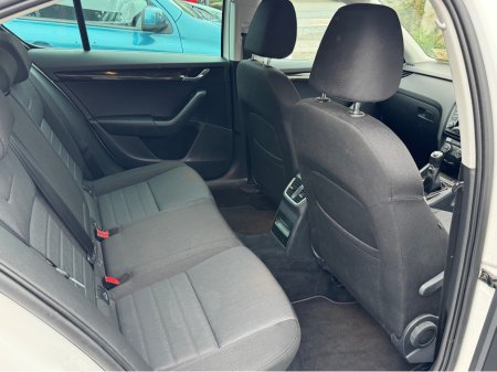 2017 Skoda Octavia STYLE 1.0 TSI 115HP 4DR €13,900 thumbnail