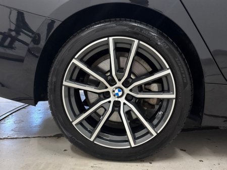 2021 BMW 3 Series 330e Sport Pro Auto PHEV €32,995 thumbnail