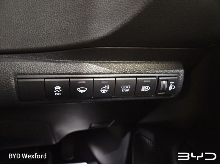 2024 Toyota Corolla Corolla Icon Hev Cvt Icon 140 VVT-h Auto Start/Stop €27,975 thumbnail