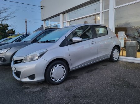 2014 Toyota Yaris 1.0 VVT-i 5Dr Luna €10,399