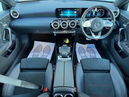 2021 Mercedes-Benz A Class A200d AMG-LINE PREMIUM PLUS // VIRTUAL COCKPIT // LEATHER/ALCANTARA HEATED SEATS // ADAPTIVE CRUISE CONTROL €32,900 thumbnail