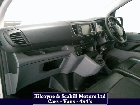 2021 Toyota Proace 2.0 120HP GX LWB 4DR €19,750 thumbnail