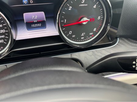 2016 Mercedes-Benz E Class 220 D AVANTGARDE 4DR AUTO €16,999 thumbnail