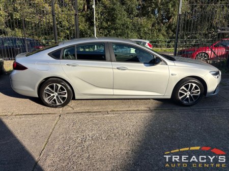 2021 Opel Insignia GRAND SPORT SC 1.5D €12,950