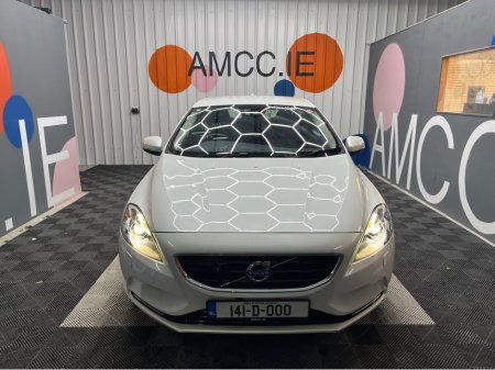 2014 Volvo V40 €10950! 2014 VOLVO V40 1.6 AUTOMATIC / CRUISE CONTROL / REVERSE CAMERA / ELECTRIC MEMORY & HEATED SEATS €10,950 thumbnail