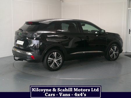 2022 Peugeot 3008 ALLURE BLUEHDI S/S €28,950 thumbnail