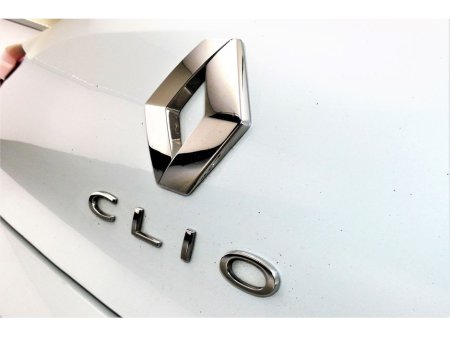 2022 Renault Clio 1.0 TCE ICONIC 90BHP 6SPD *SAT NAV*REAR PARK SENSORS* €16,490 thumbnail