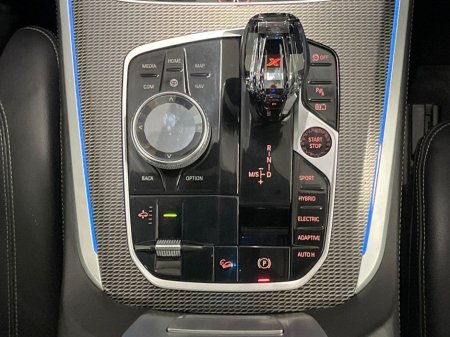 2022 BMW X5 xDrive45e PHEV M Sport / Pro Pack / Pan Roof €64,995 thumbnail