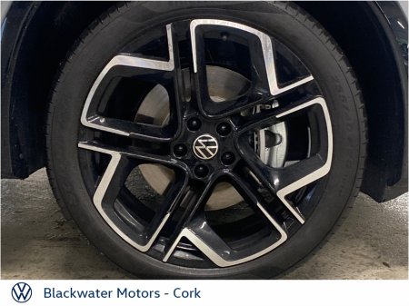 2026 Volkswagen Tiguan R-Line 75 1.5 eHybrid 150BHP DSG *ORDER YOUR 261 TODAY* €59,295 thumbnail