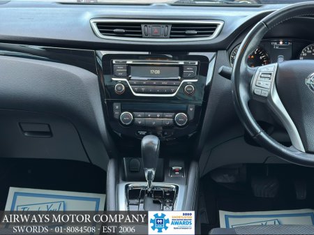 2016 Nissan Qashqai 1.2 AUTO 5DR - LOW KMS & PANROOF €14,950 thumbnail