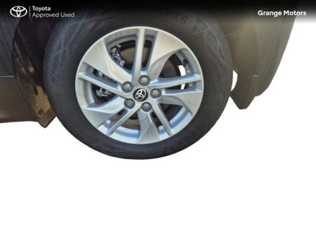 2025 Toyota Yaris 1.5 HYBRID 5DR LUNA*DEMO MODEL* €27,950 thumbnail