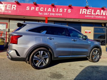 2022 Kia Sorento PHEV, K4 spec,  LOW MILEAG, AUTO, 7 seater, 7seater €44,900 thumbnail